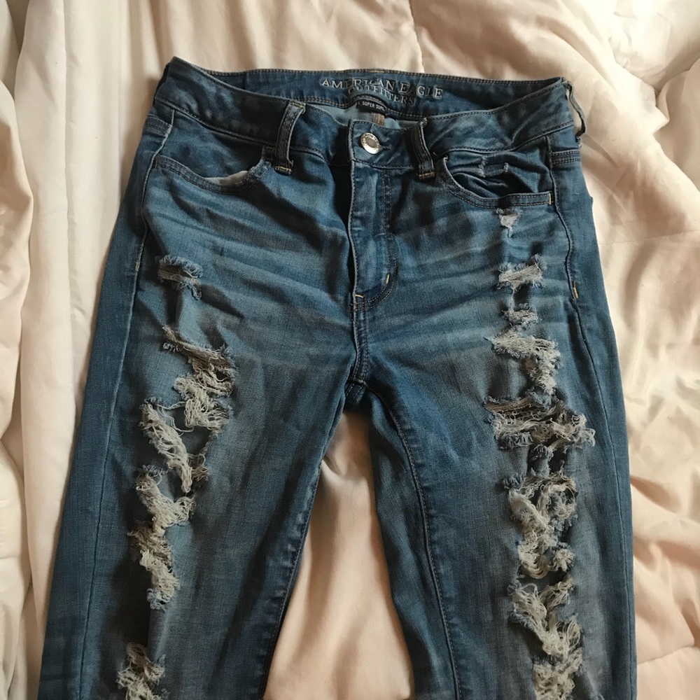 American Eagle ripped skinny jeans